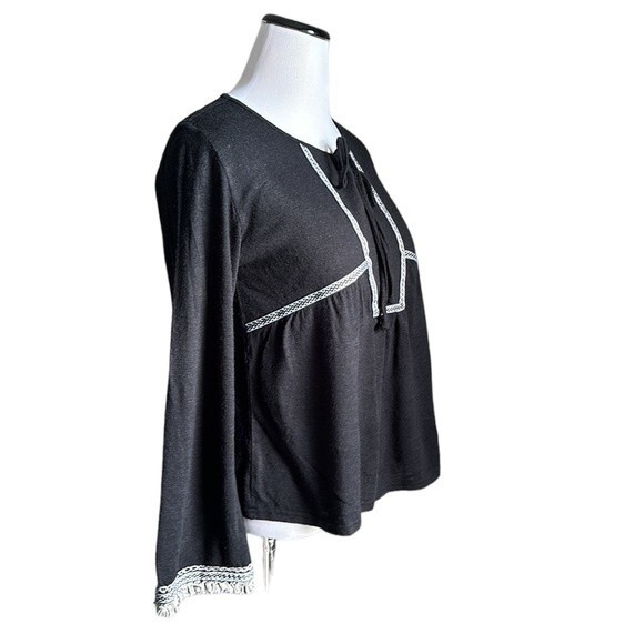 YA Los Angeles Boho Peasant Tassel Hem Trim Long Sleeve Cotton blend Top Size M - Picture 4 of 10